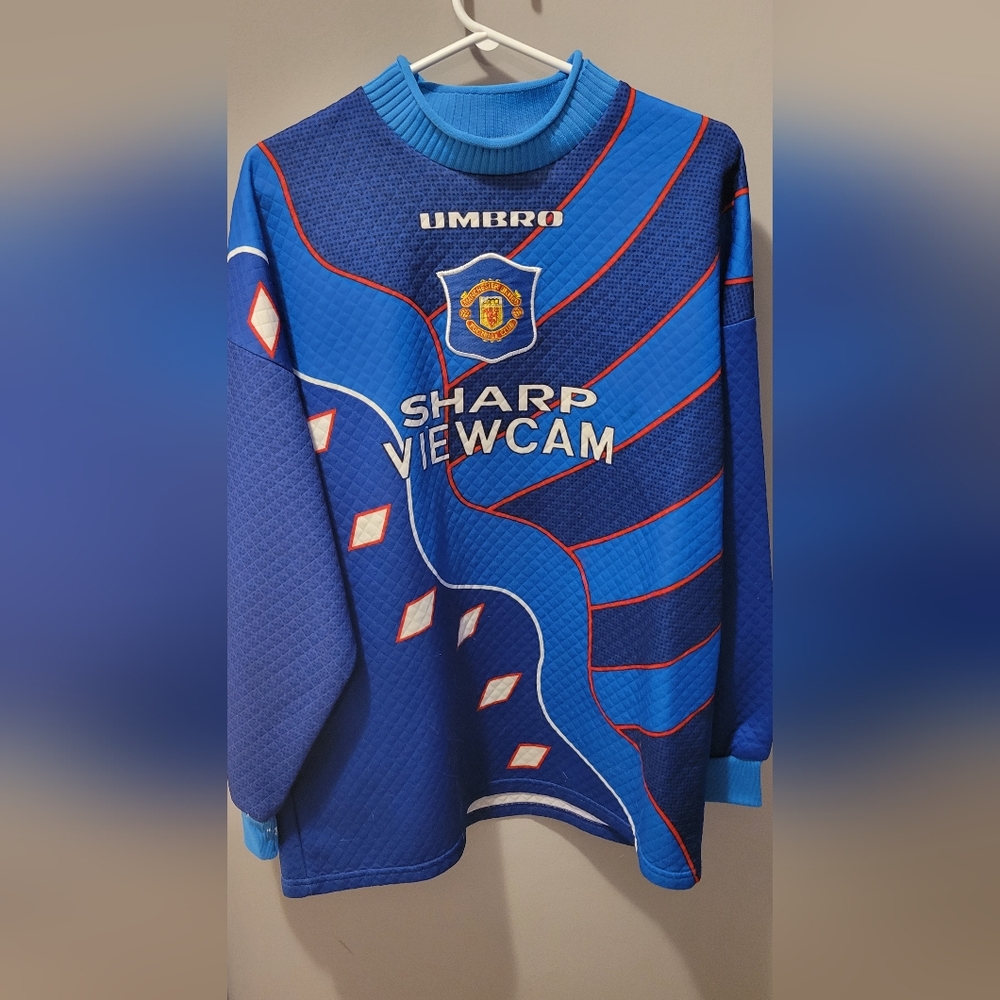 Vintage Authentic Manchester United Goalie Shirt